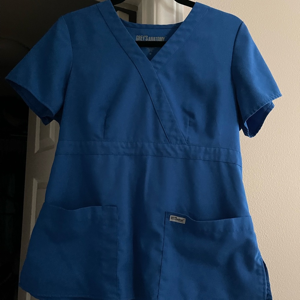 Grey’s Anatomy scrub top.